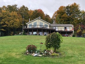 Exterior - Our Valley View Bed & Breakfast (Clarington)