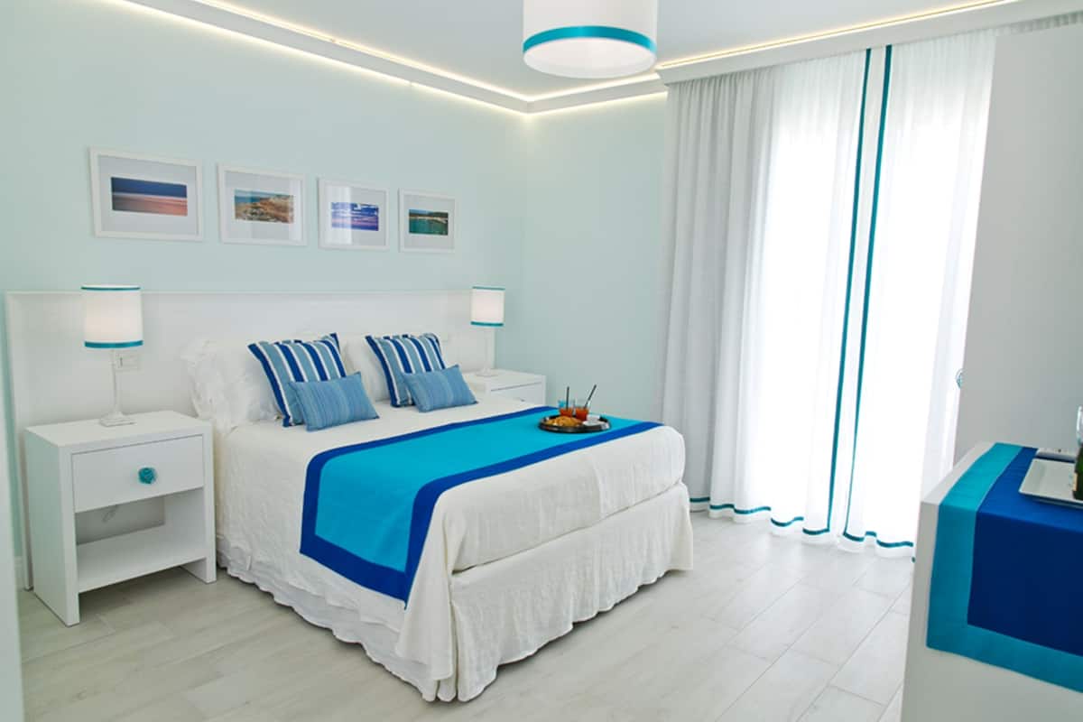 Superior Room, Balcony | 1 bedroom, minibar, in-room safe, desk