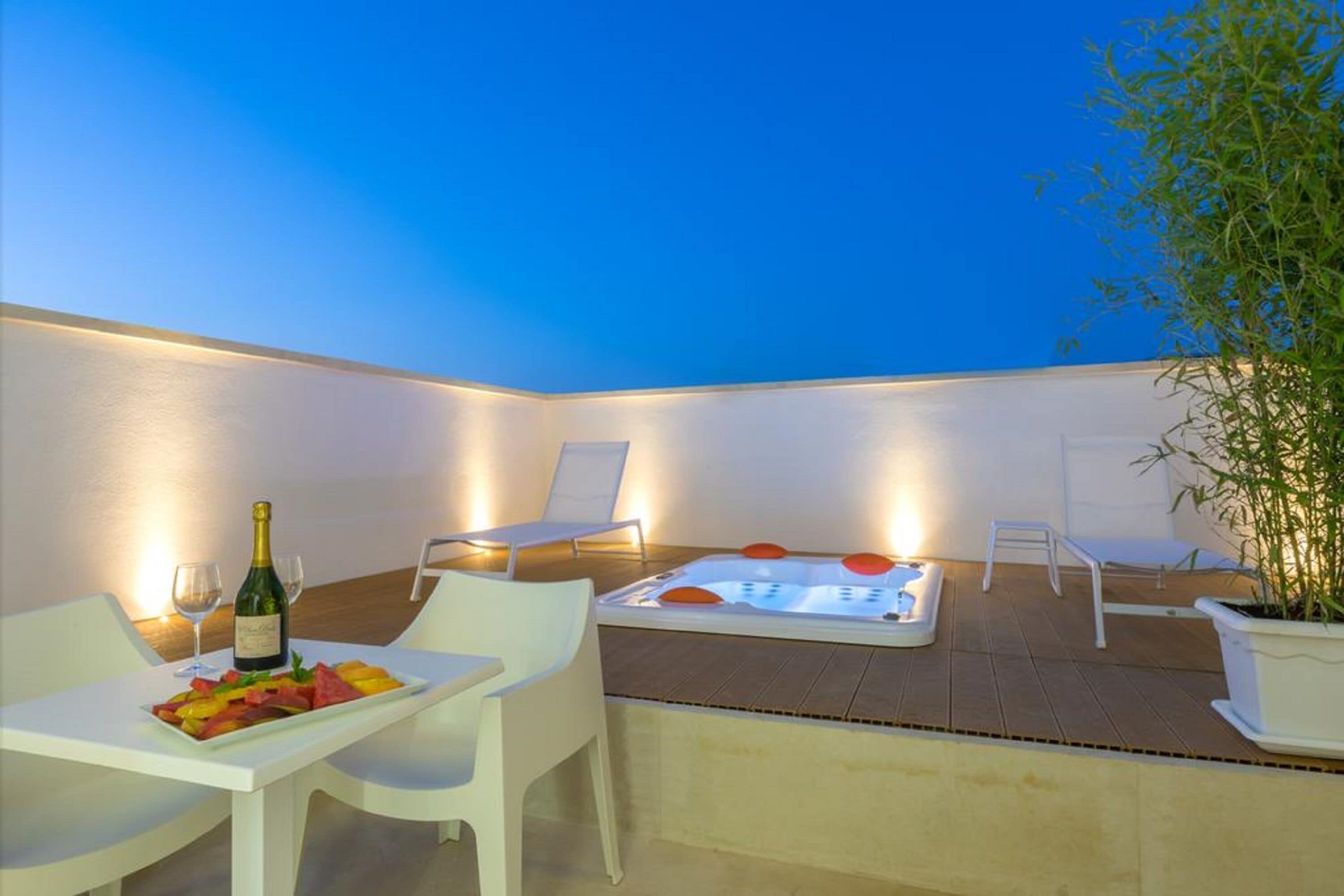 Junior-Doppelzimmer, Terrasse | Eigener Pool