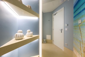 Junior Double Room, Balcony | 1 bedroom, minibar, in-room safe, desk