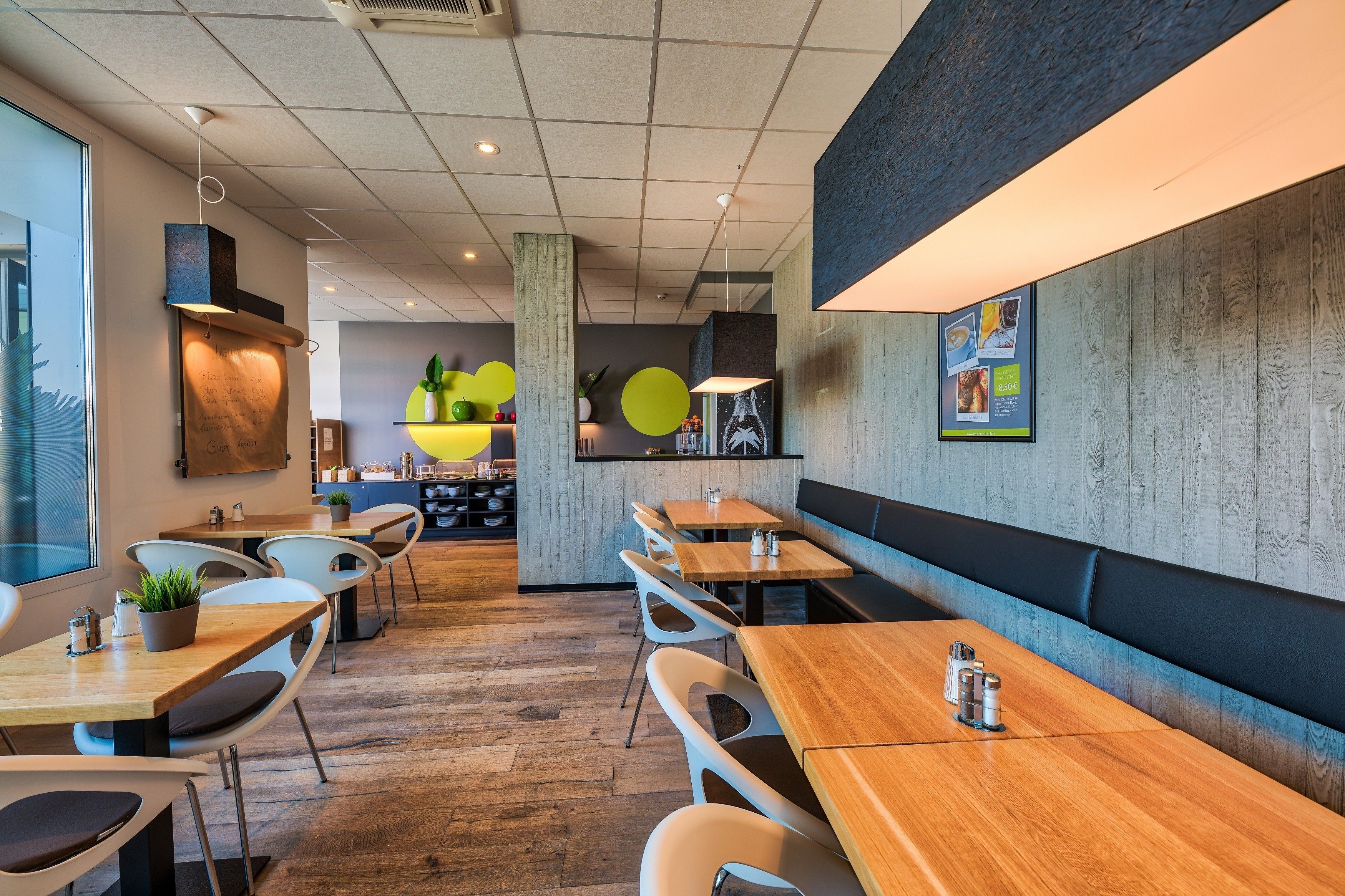 daily buffet breakfast (eur 16 per person)