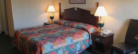 Norma Dan Motel Near Dolly Parton's Stampede Dinner Attraction - Image 13