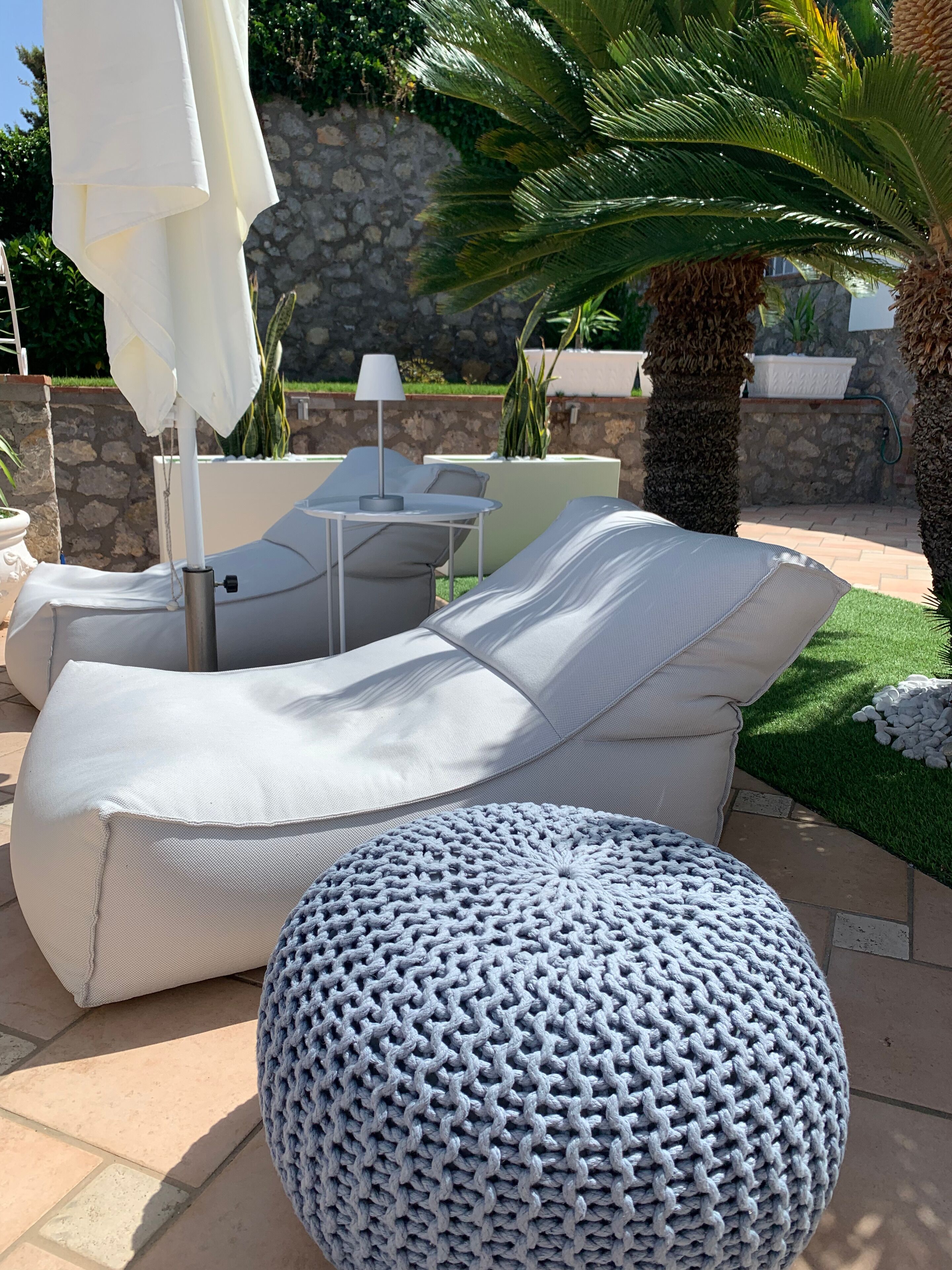 Kamar Double Superior | Seprai katun Mesir, seprai premium, selimut bulu angsa, dan minibar