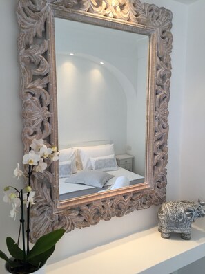 スタンダード ダブルルーム | エジプト綿のシーツ、高級寝具、羽毛の掛け布団、ミニバー