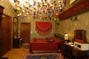 Family Quadruple Room | Minibar, in-room safe, desk, laptop workspace - The Kybele Hotel - Special Class (Istanbul)