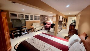 高級套房, 獨立浴室 | 防敏寢具、特厚豪華床墊、獨特設計、書桌