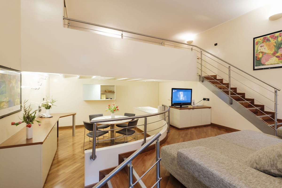 Suite | Living area
