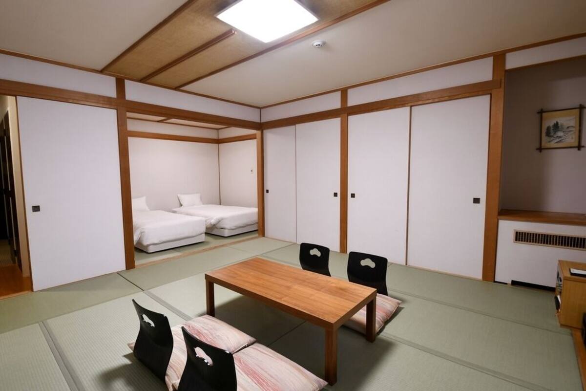 Articles gratuits dans le mini-bar, coffres-forts dans les chambres