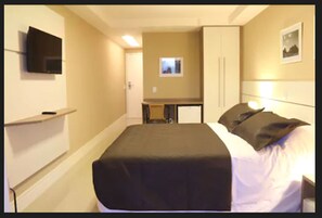 Hypo-allergenic bedding, minibar, in-room safe, desk - Hotel Willisau (Teresópolis)