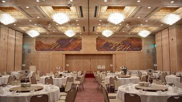 Banquet hall
