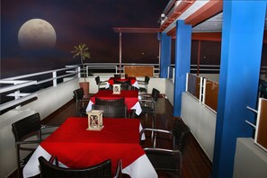 Bar (on property) - Hotel La Morada (Santo Domingo)