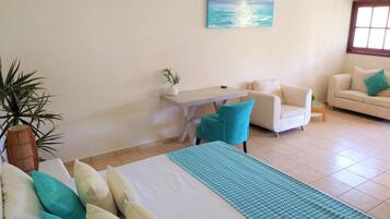 Camas Select Comfort, individualmente mobiliados, escrivaninha