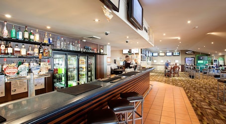Bar (en la propiedad)