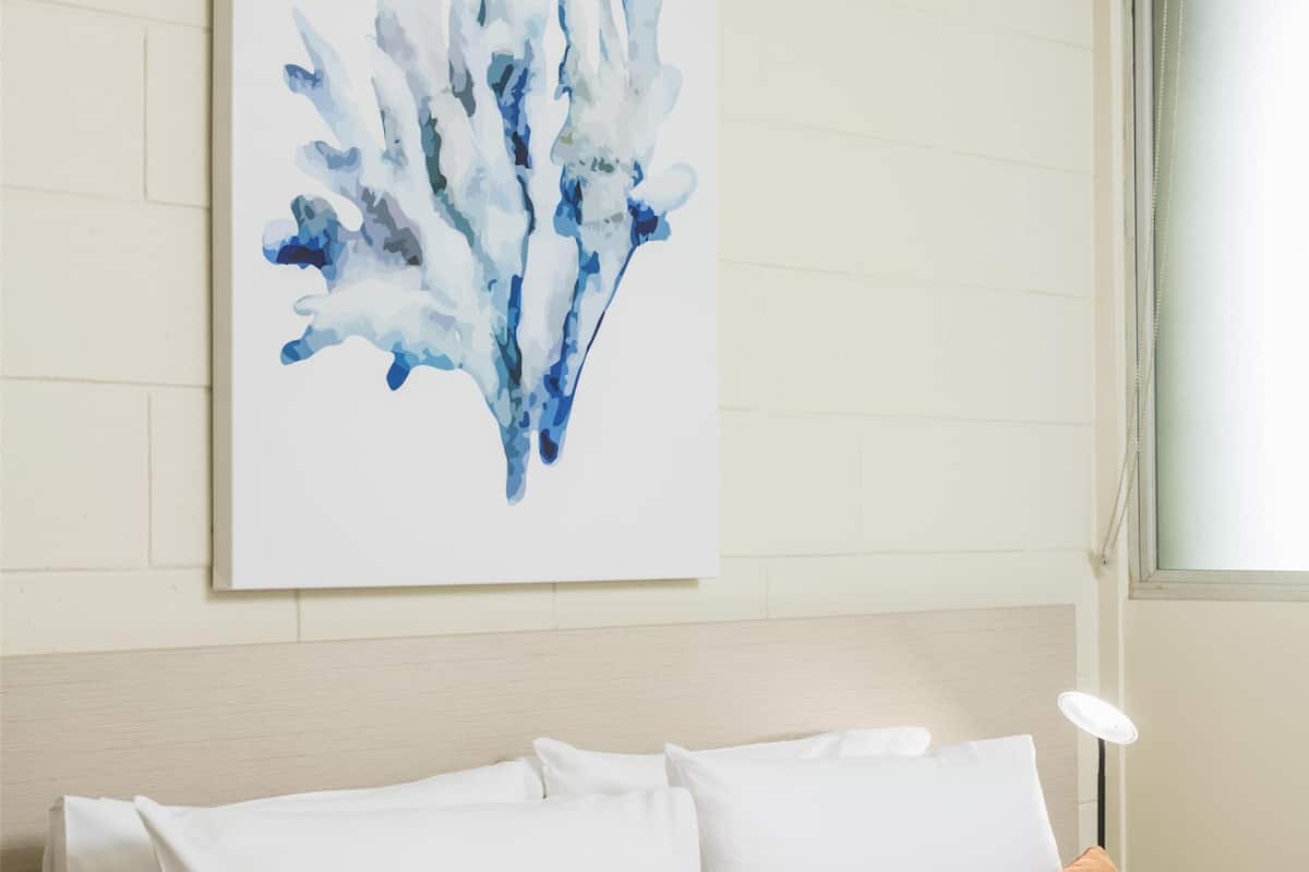 three bedroom apartment | minibar, desk, iron/ironing board, bed sheets