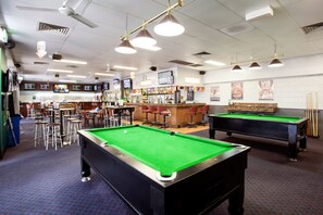 Billiards - Upper Ross Hotel (Rasmussen)