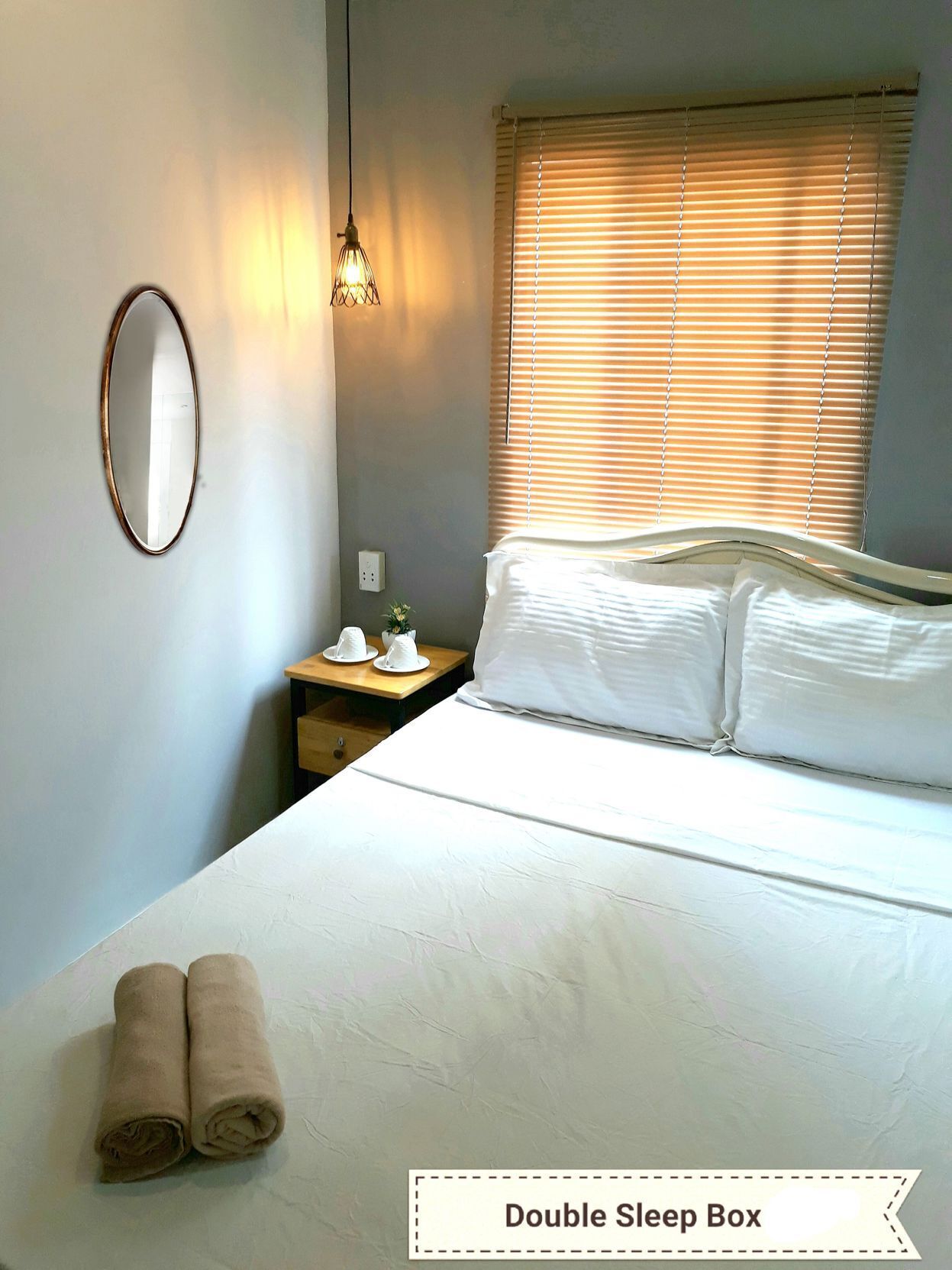 Free WiFi, bed sheets