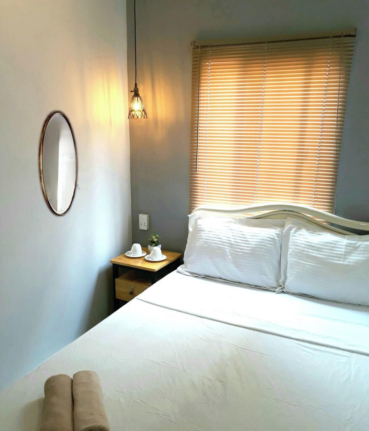 Wifi gratis y ropa de cama 