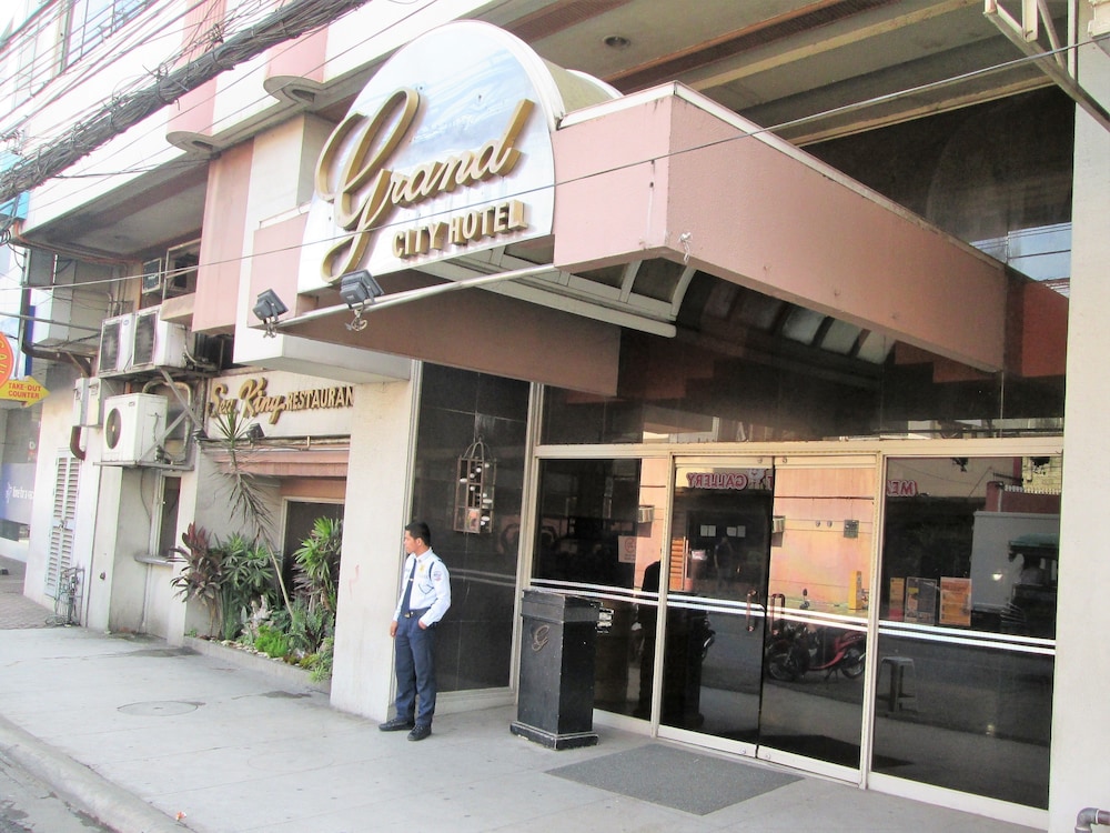 Grand City Hotel