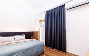 Daunenbettdecken, Verdunkelungsvorhänge, kostenloses WLAN, Bettwäsche