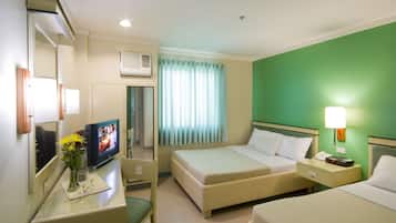 Standard Room | Living area | TV