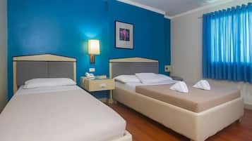 Superior Room | Desk, laptop workspace, blackout drapes, free WiFi