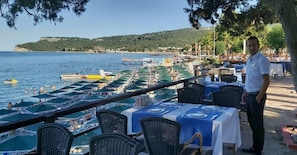 Beach bar