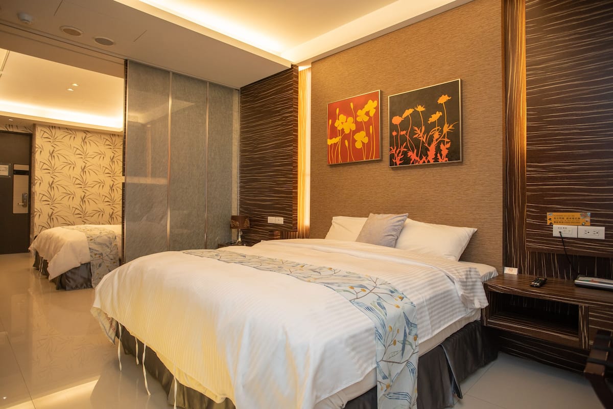 standard quadruple room | in-room safe, soundproofing, free wifi, bed sheets