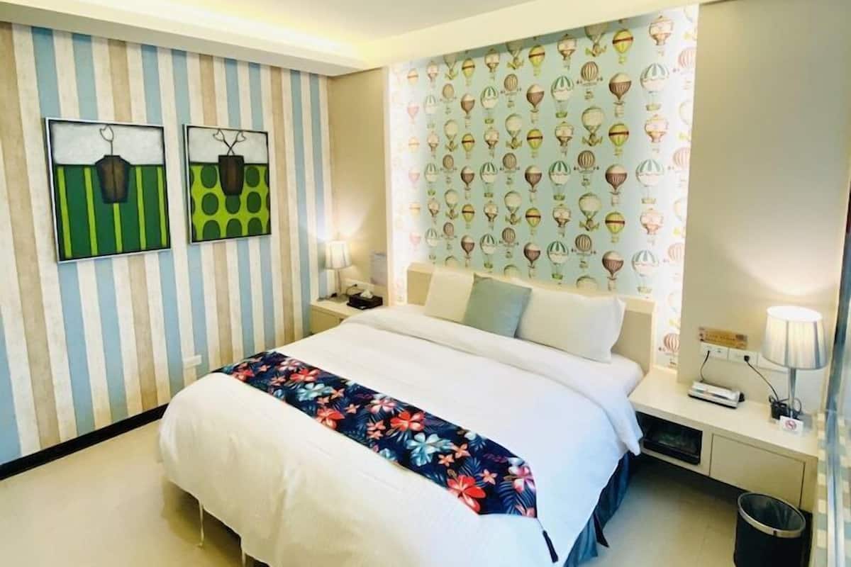 Cofres nos quartos, quartos à prova de som, Wi-Fi de cortesia