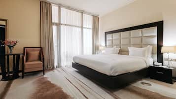 Standard Grand Kingsize | 迷你吧、客房內保險箱、書桌、隔音