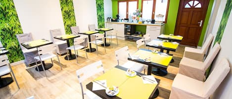 Tempat makan