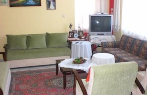 LED TV - Red Rose Hotel (Fethiye)