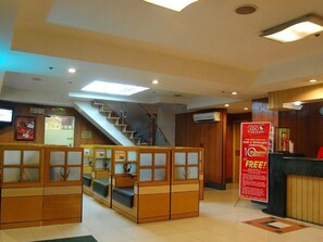Reception - Hotel Sogo - Quezon Avenue (Quezon City)