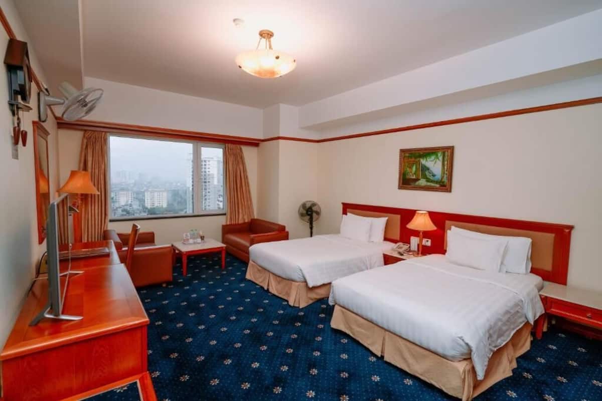 Deluxe Suite Twin | Minibar, Zimmersafe, Schreibtisch, Verdunkelungsvorhänge