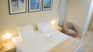 Coffres-forts dans les chambres, bureau, rideaux occultants