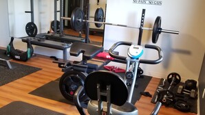 Fitness facility - Joys Inn (Innisfail)