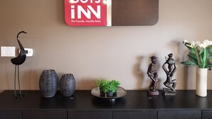 Reception - Joys Inn (Innisfail)