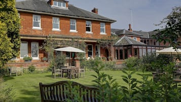 Standardzimmer, 1 Einzelbett, Nichtraucher | Terrasse/Patio