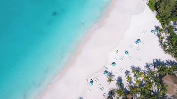 Plage privée à proximité, sable blanc, navette gratuite vers la plage