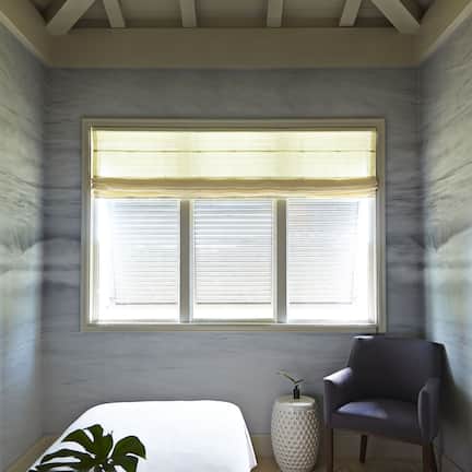 Couples treatment rooms, sauna, hot tub, body treatments, aromatherapy