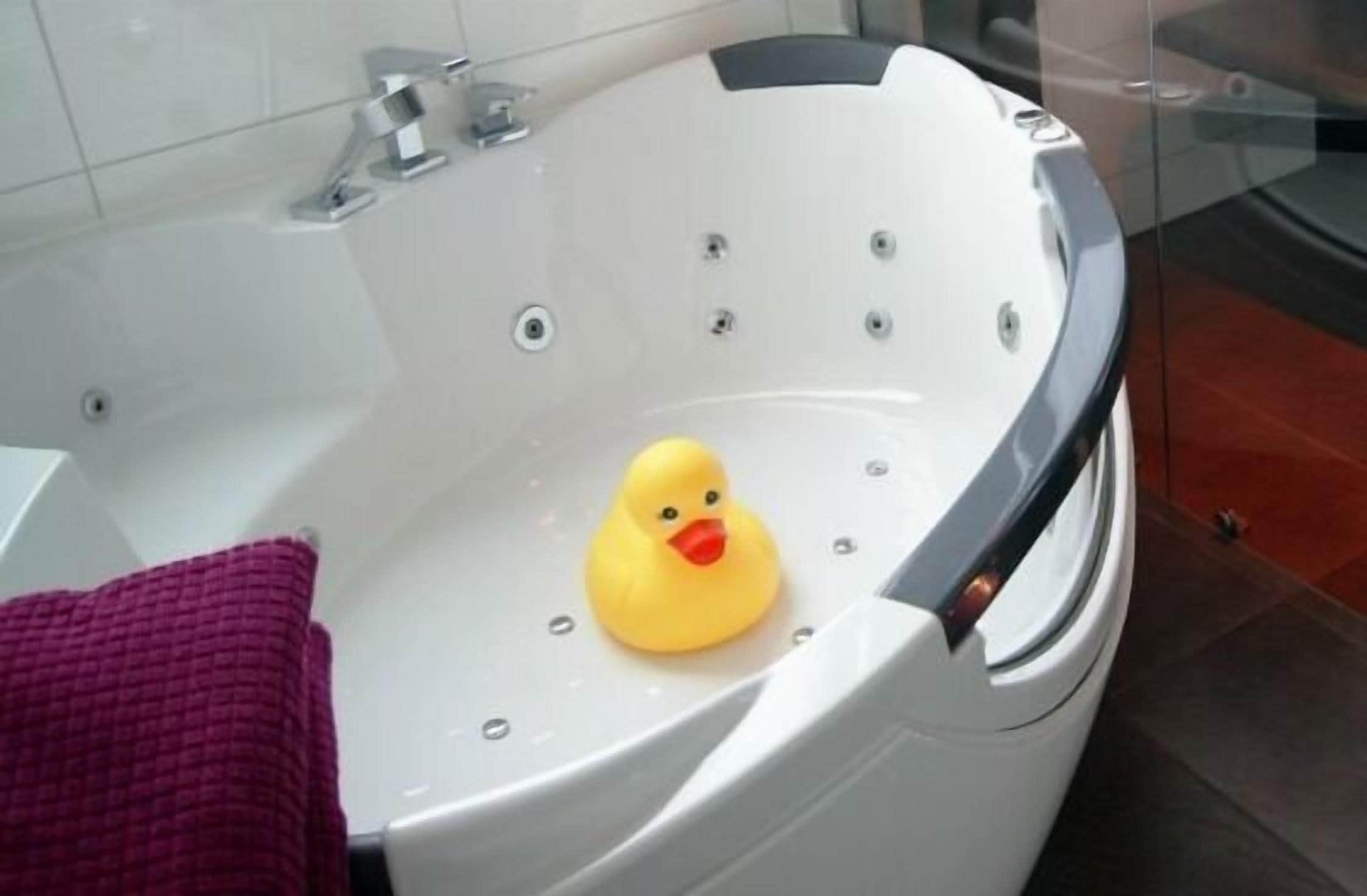 junior suite | desk, soundproofing, free cots/infant beds, free wifi