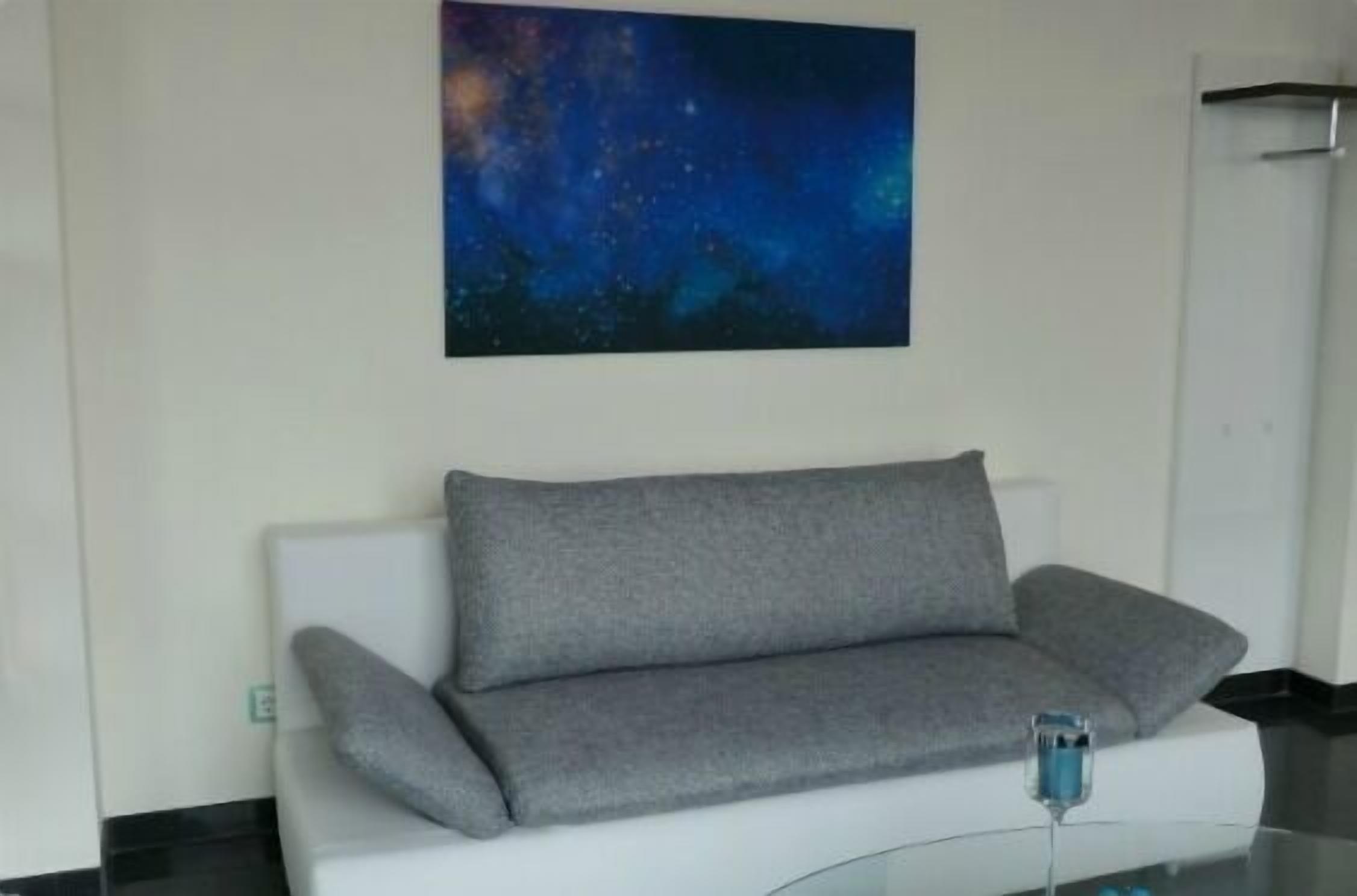 junior suite | living room | flat-screen tv