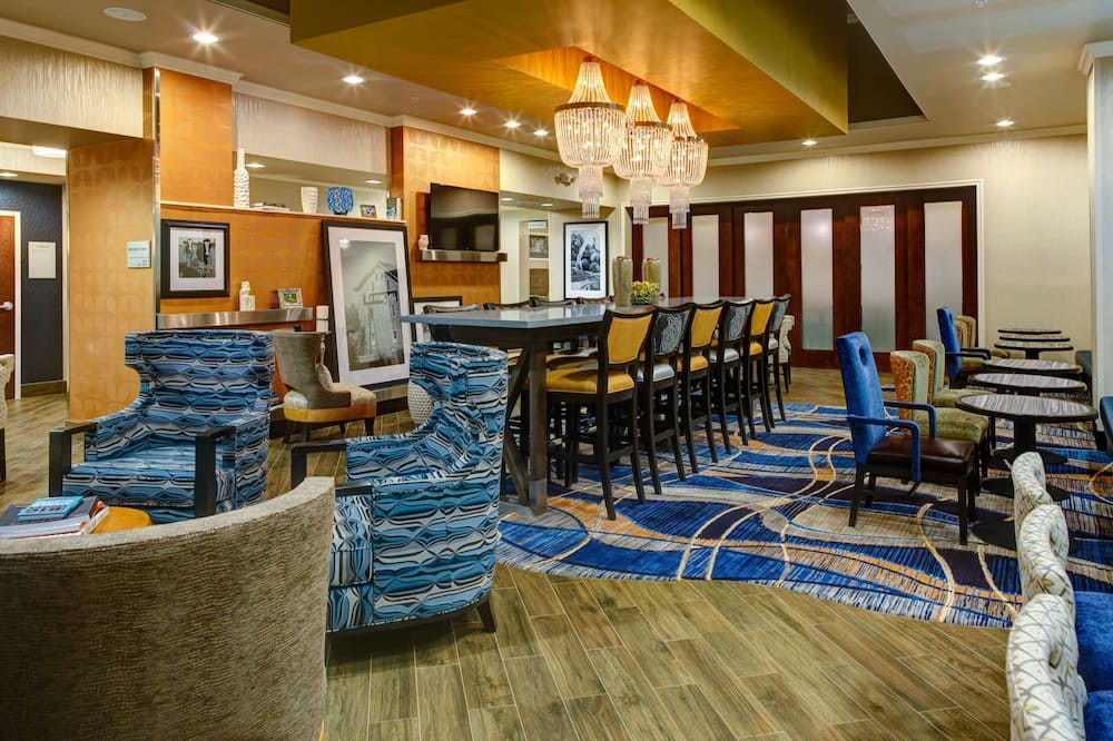luxury hotels in Mississippi