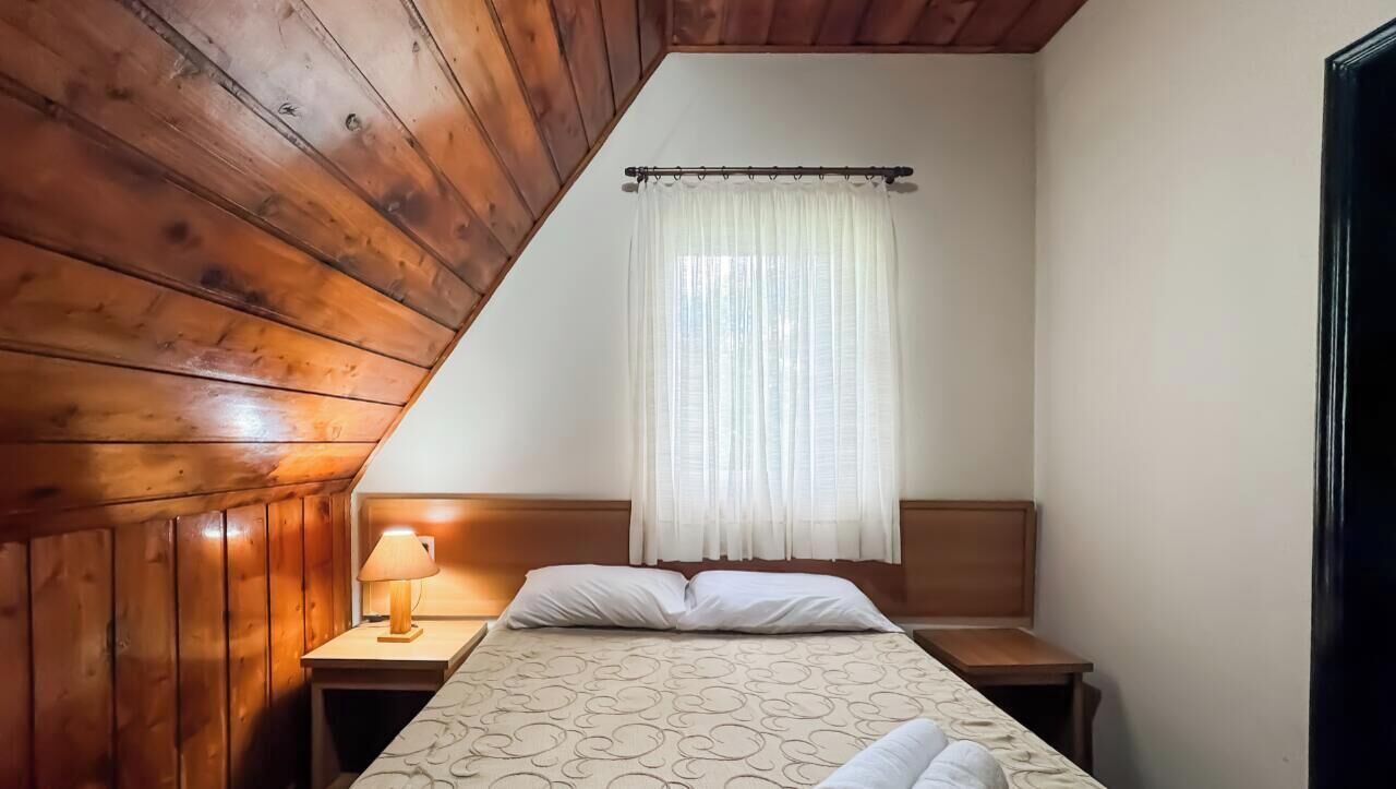 Décoration personnalisée, bureau, Wi-Fi gratuit, draps fournis