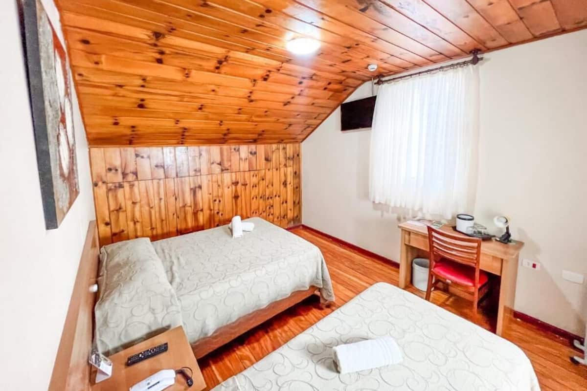 Individuell dekoriert, Schreibtisch, kostenloses WLAN, Bettwäsche