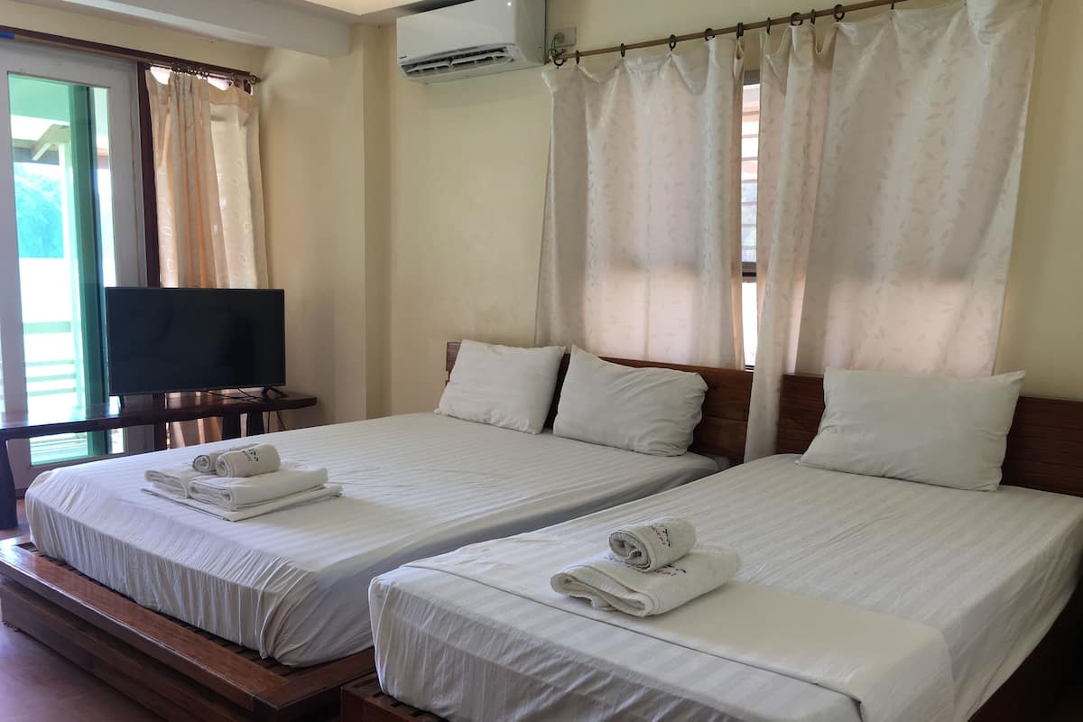 Caja de seguridad en la habitación, escritorio y wifi gratis