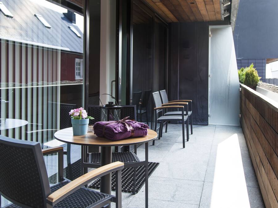 Deluxe Suite, 2 Bedrooms, Balcony | Balcony