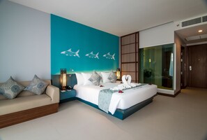 In-room safe, individually decorated, desk, blackout curtains - Fishermen's Harbour Urban Resort (Patong)
