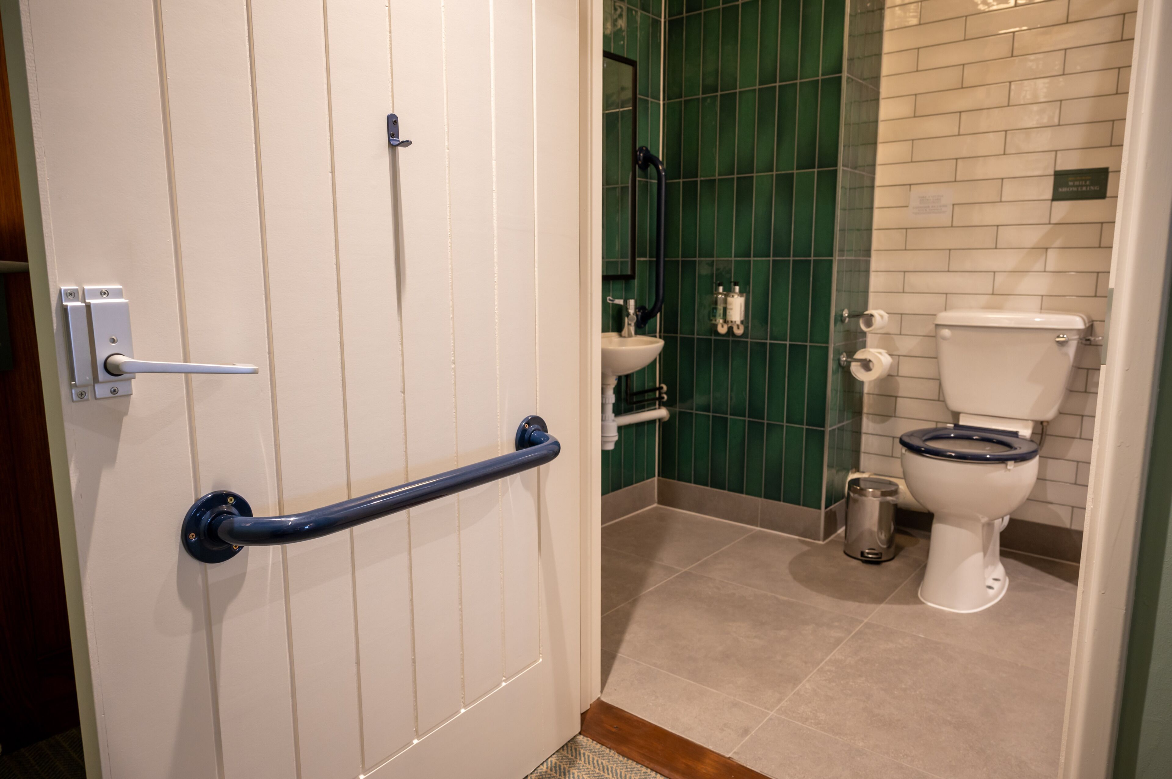 Photo - Berkshire Arms by Chef & Brewer Collection