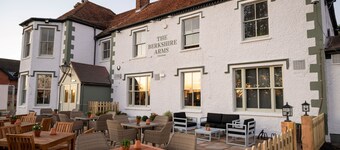 Berkshire Arms by Chef and Brewer Collection