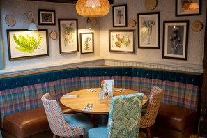 Breakfast, lunch, dinner served; British cuisine  - Berkshire Arms by Chef and Brewer Collection (Reading)